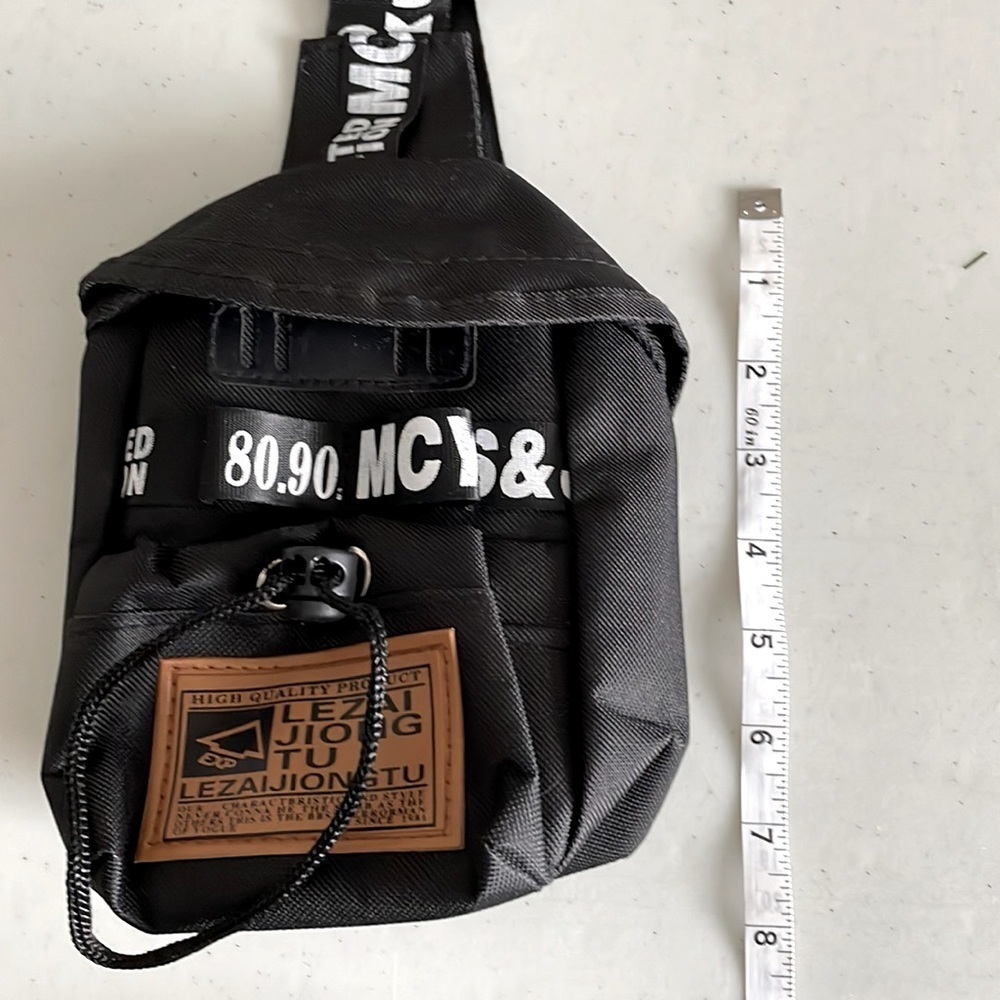 NWOT - Cross Body Bag - Picture 7 of 8